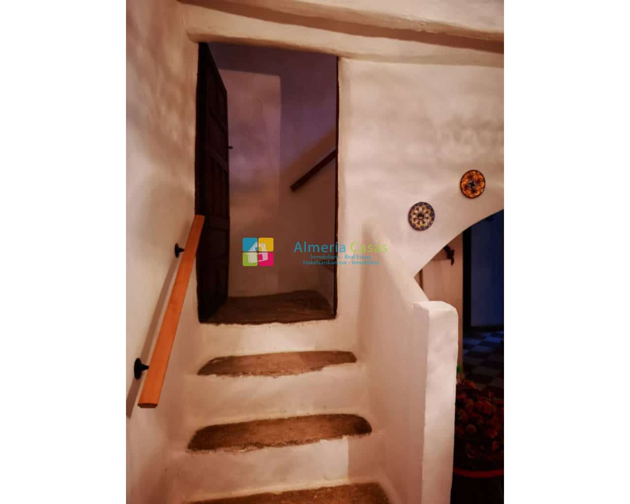 6 soveværelse Byhus til salg i Albanchez - € 79.000 (Ref: 4247797)