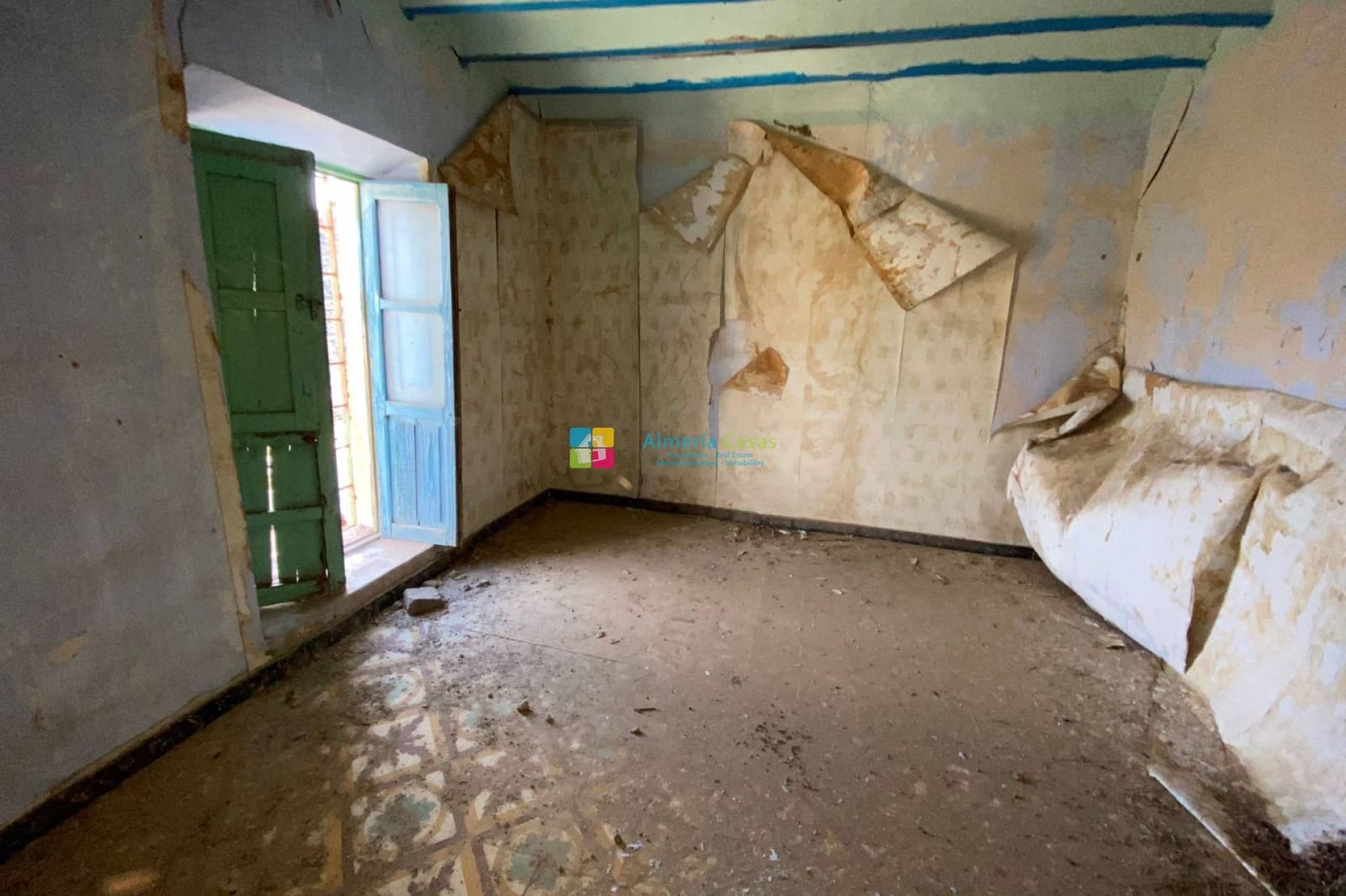 5 bedroom Finca/Country House for sale in Albox - € 36,000 (Ref: 4988204)