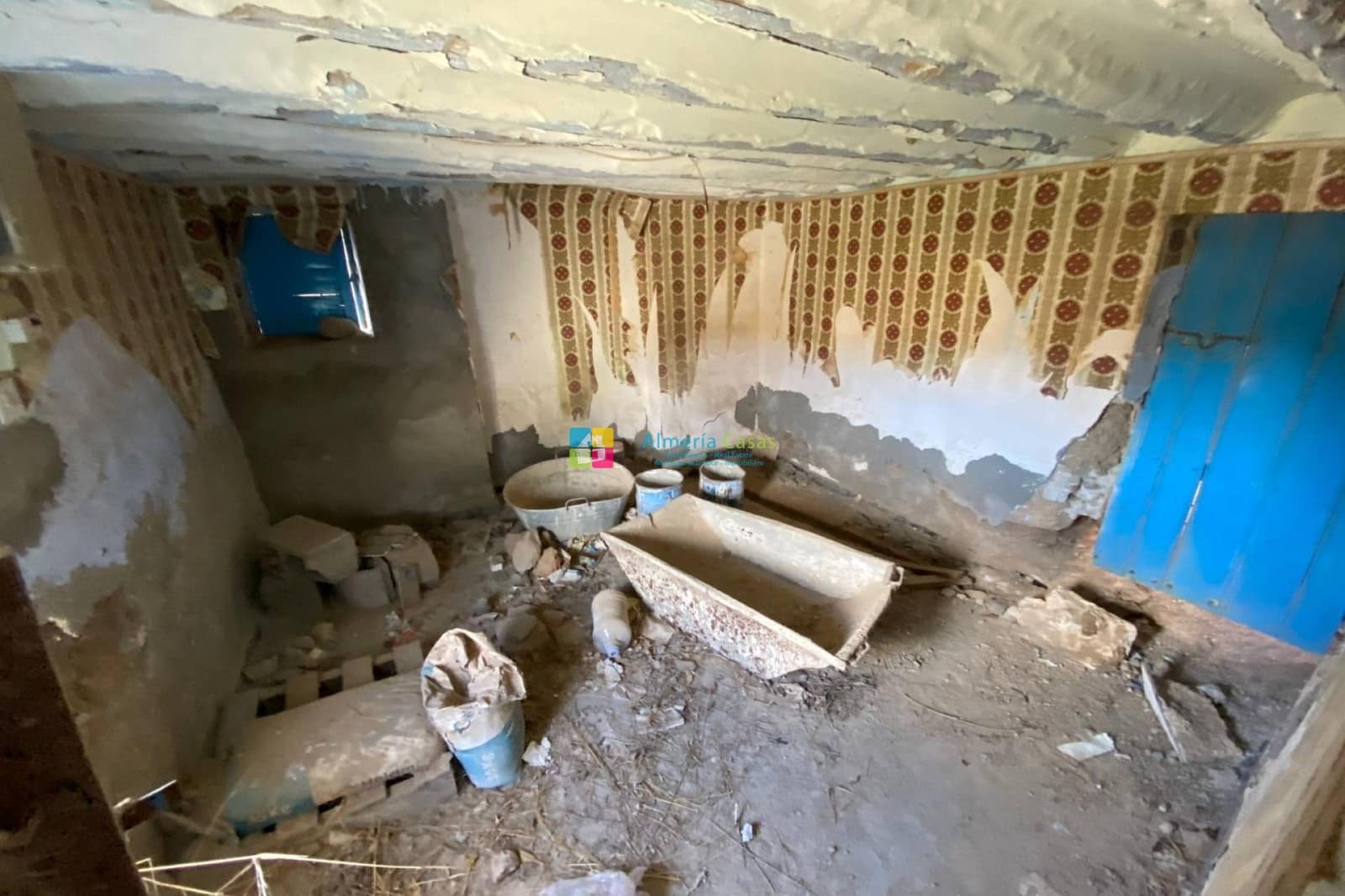 5 bedroom Finca/Country House for sale in Albox - € 36,000 (Ref: 4988204)