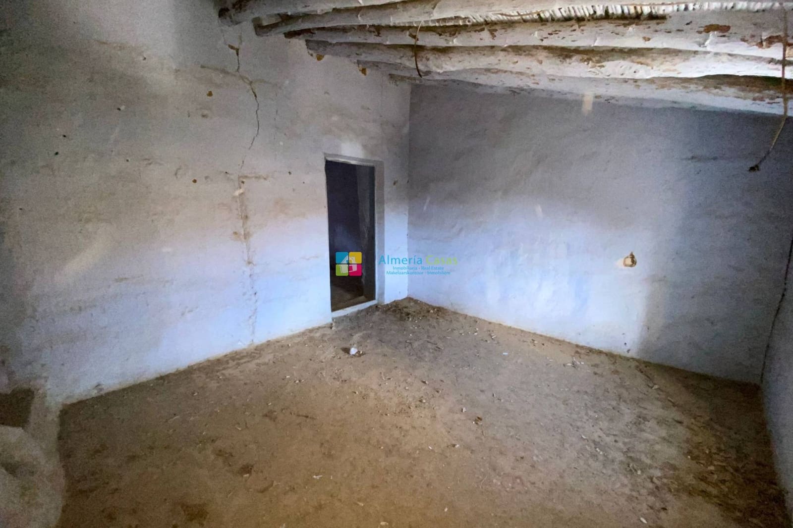 5 bedroom Finca/Country House for sale in Albox - € 36,000 (Ref: 4988204)