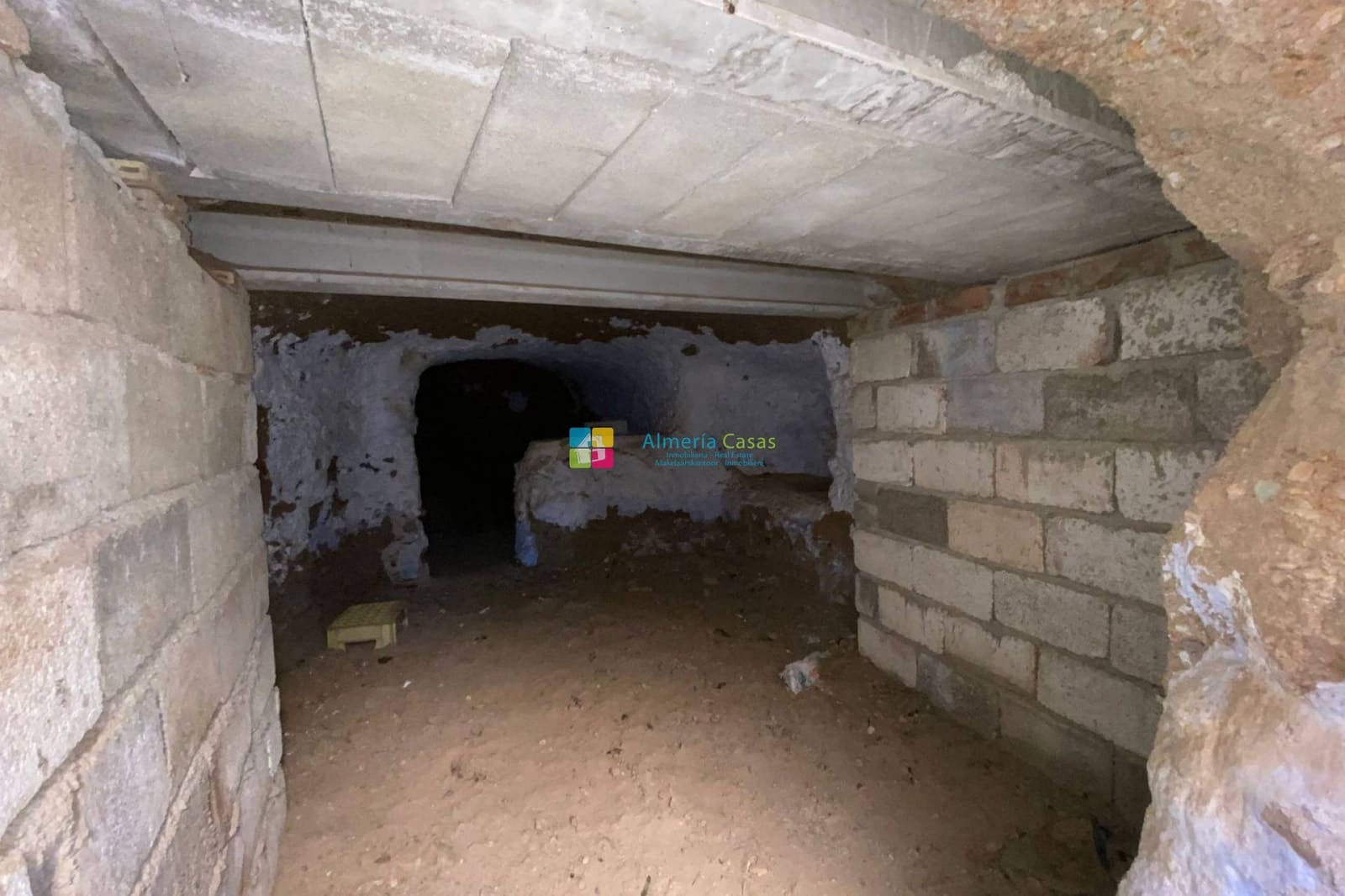 5 bedroom Finca/Country House for sale in Albox - € 36,000 (Ref: 4988204)