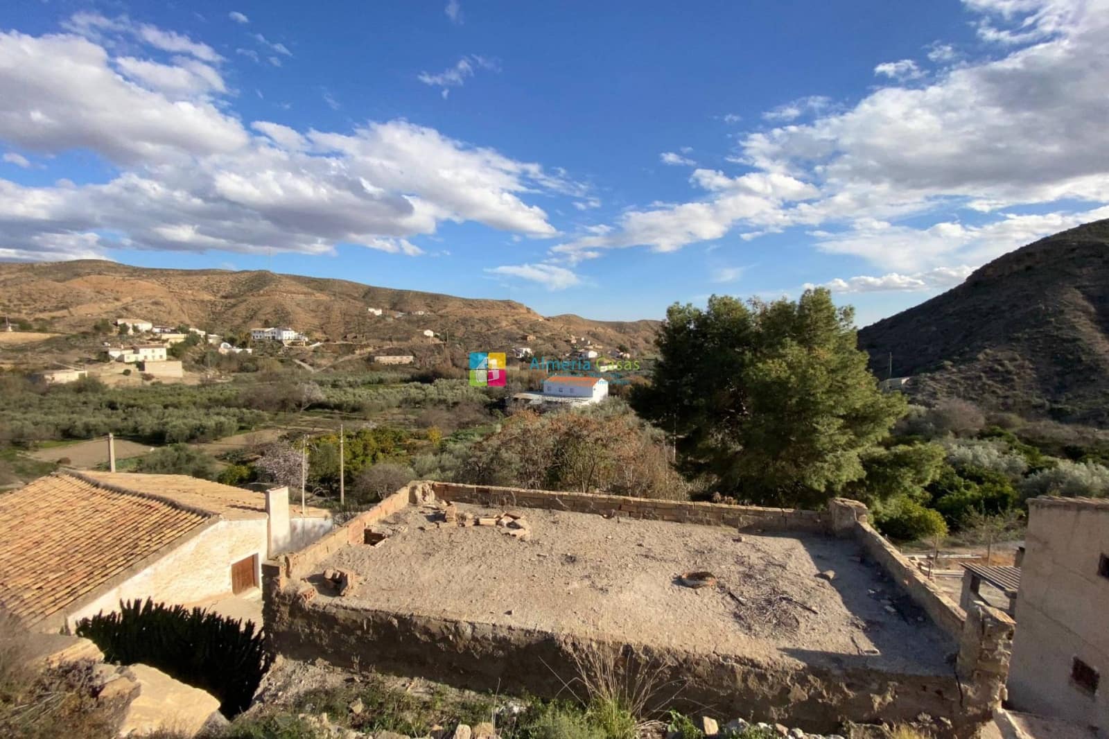 5 bedroom Finca/Country House for sale in Albox - € 36,000 (Ref: 4988204)