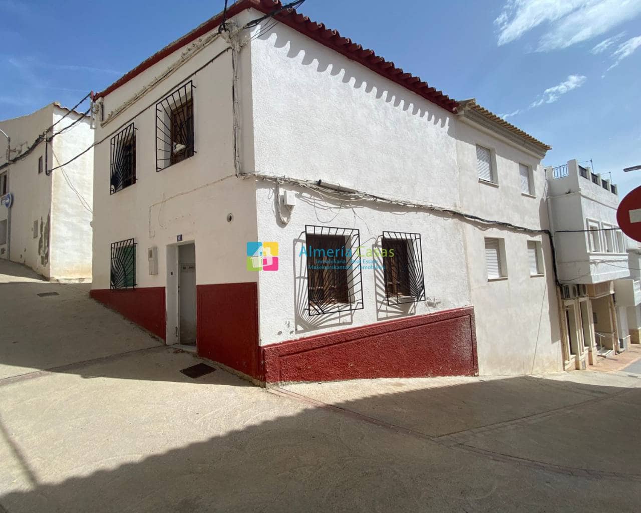4 slaapkamer Huis te koop in Taberno - € 49.000 (Ref: 5368816)