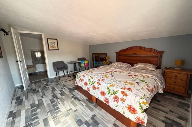 5 soveværelse Finca/Landehus til salg i Oria med swimmingpool garage - € 375.000 (Ref: 5777883)