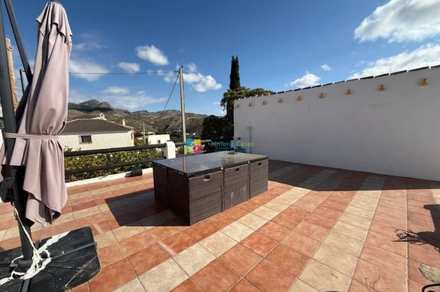5 soveværelse Finca/Landehus til salg i Oria med swimmingpool garage - € 375.000 (Ref: 5777883)