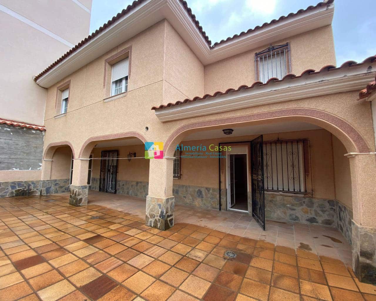 5 chambre Maison de Ville à vendre à Lucar avec garage - 195 000 € (Ref: 6600750)