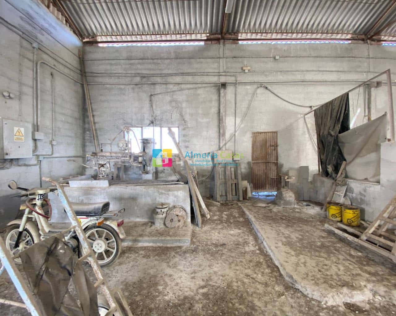 Erhverv til salg i Fines - € 75.000 (Ref: 6804159)