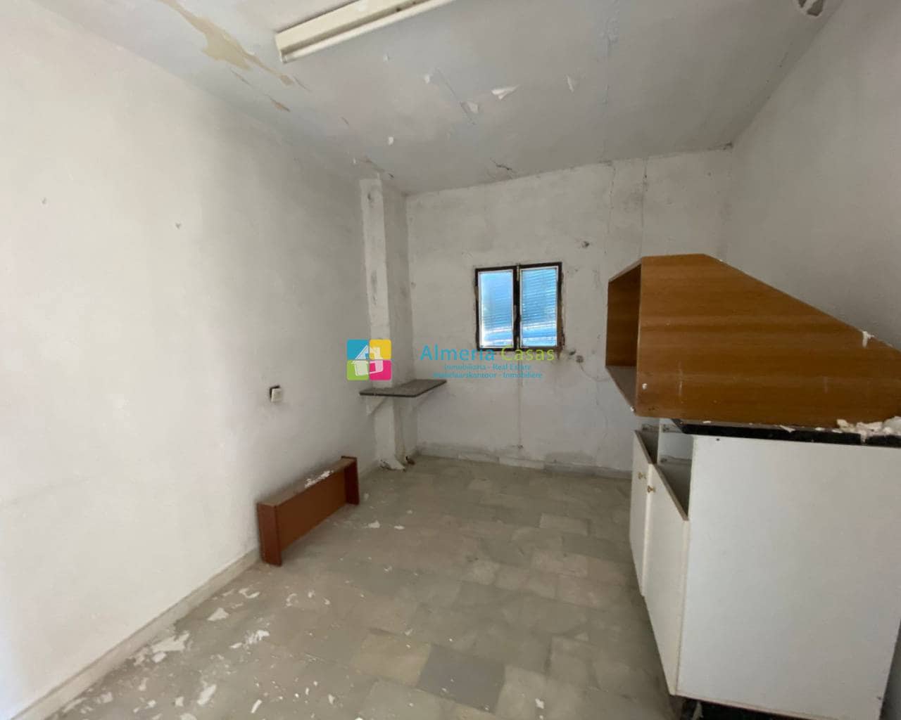 Erhverv til salg i Fines - € 75.000 (Ref: 6804159)