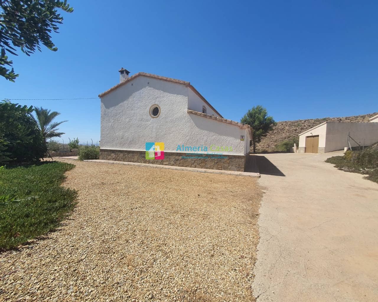 11 soveværelse Finca/Landehus til salg i Saliente Bajo (Albox) med swimmingpool - € 695.000 (Ref: 7039222)
