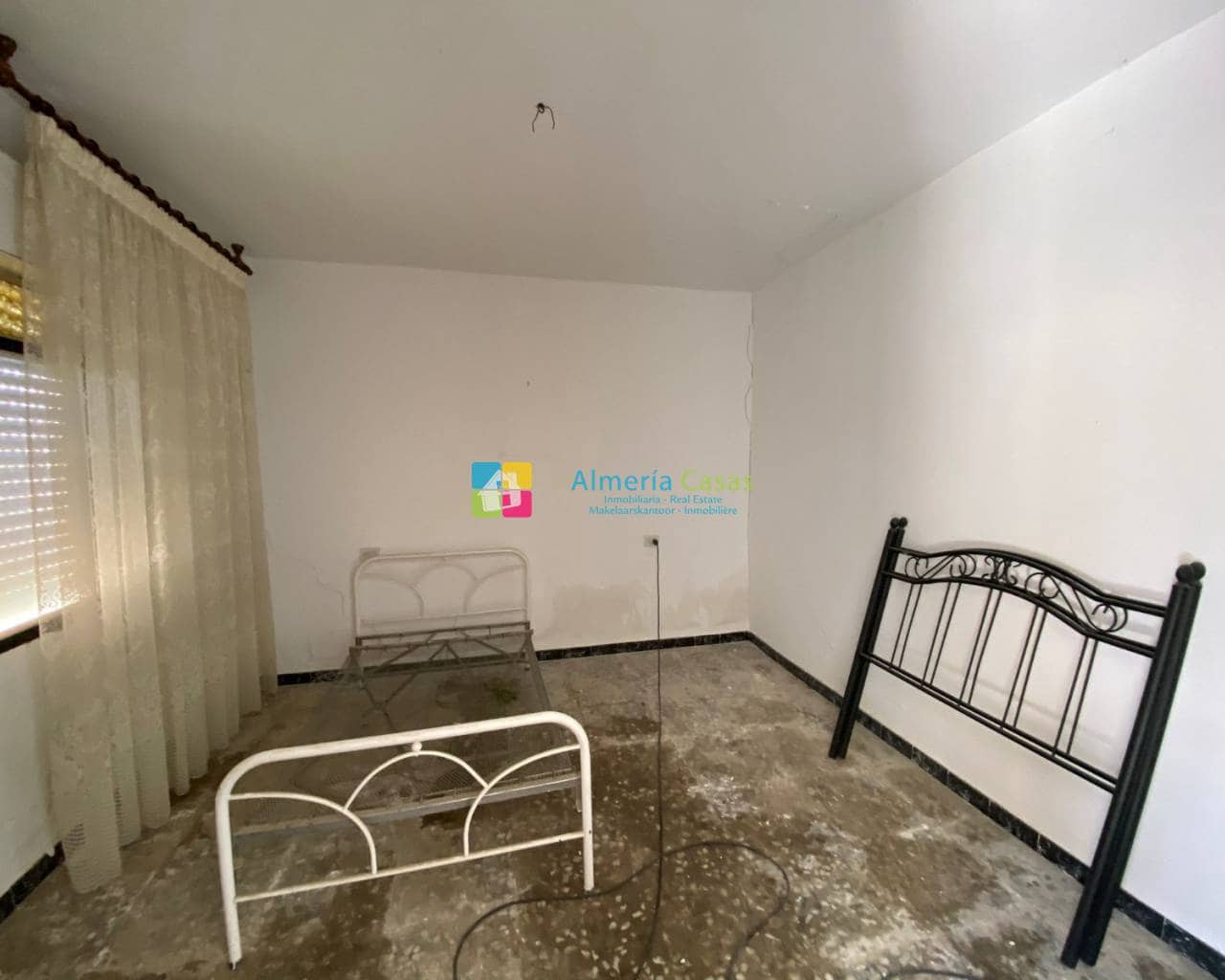 3 slaapkamer Huis te koop in Pocicas - € 74.000 (Ref: 7087563)