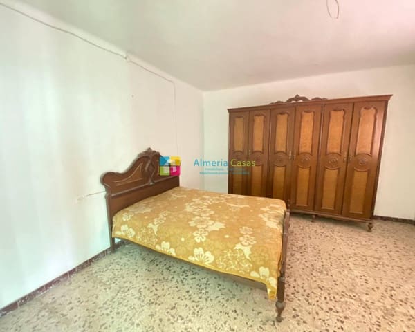 6 slaapkamer Finca/Landhuis te koop in Los Cerricos, Oria met garage - € 52.500 (Ref: 7212986)