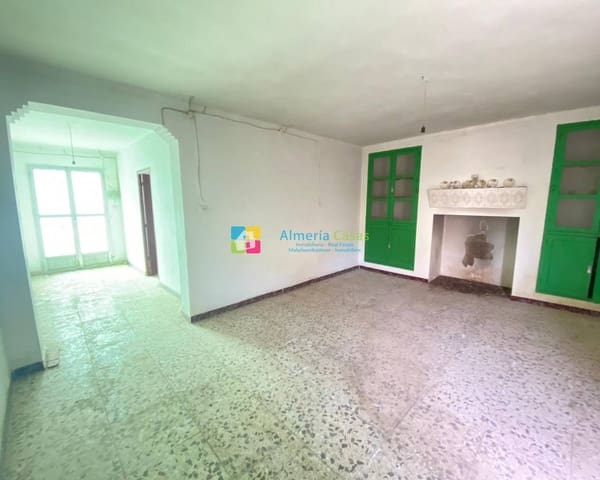 6 slaapkamer Finca/Landhuis te koop in Los Cerricos, Oria met garage - € 52.500 (Ref: 7212986)