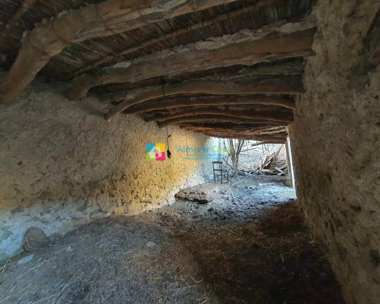 5 soveværelse Finca/Landehus til salg i Urracal - € 79.000 (Ref: 7405280)