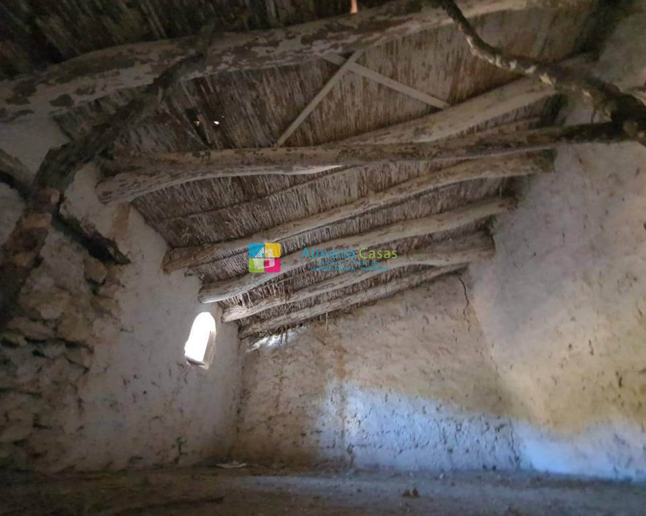 5 soveværelse Finca/Landehus til salg i Urracal - € 79.000 (Ref: 7405280)