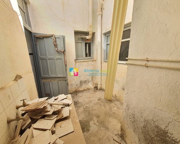 6 soveværelse Byhus til salg i Olula del Río - € 81.500 (Ref: 7437700)