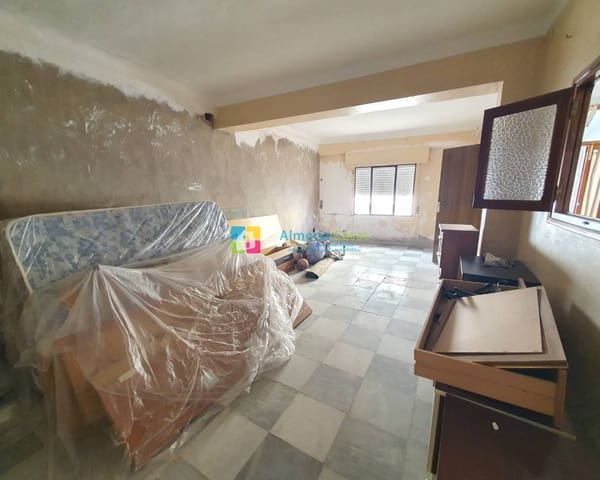 6 soveværelse Byhus til salg i Olula del Río - € 81.500 (Ref: 7437700)