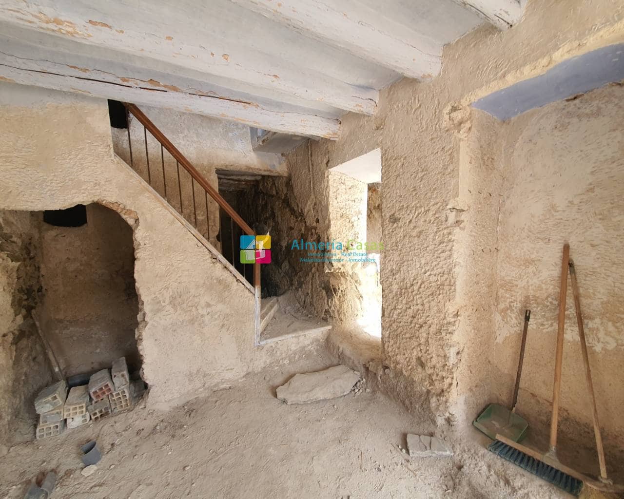 2 soveværelse Byhus til salg i Sierro - € 35.000 (Ref: 7486217)