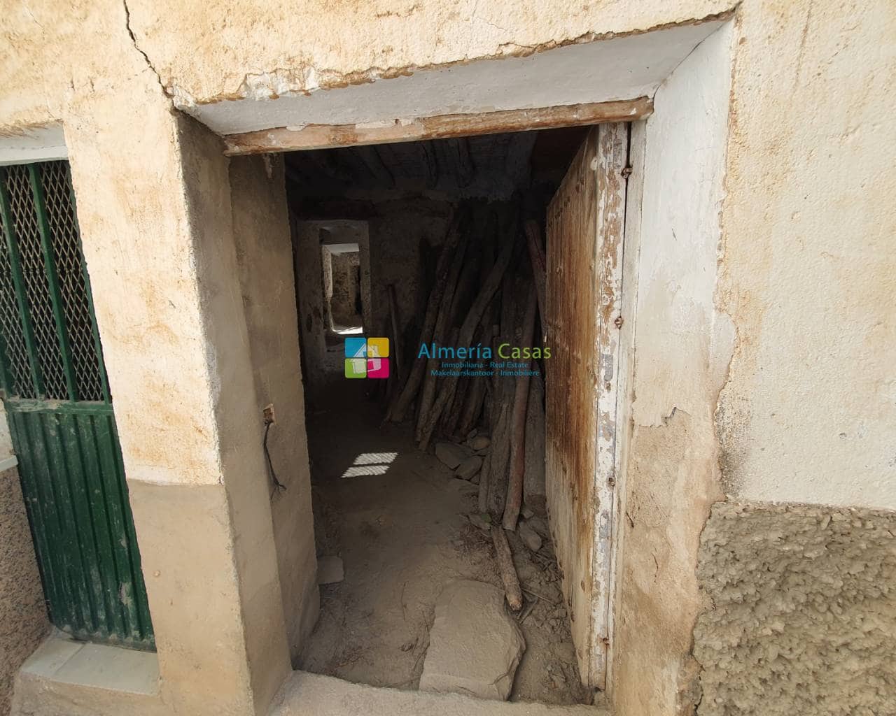 2 soveværelse Byhus til salg i Sierro - € 35.000 (Ref: 7486217)