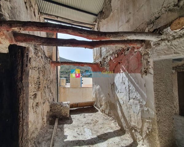 2 soveværelse Byhus til salg i Sierro - € 35.000 (Ref: 7486217)