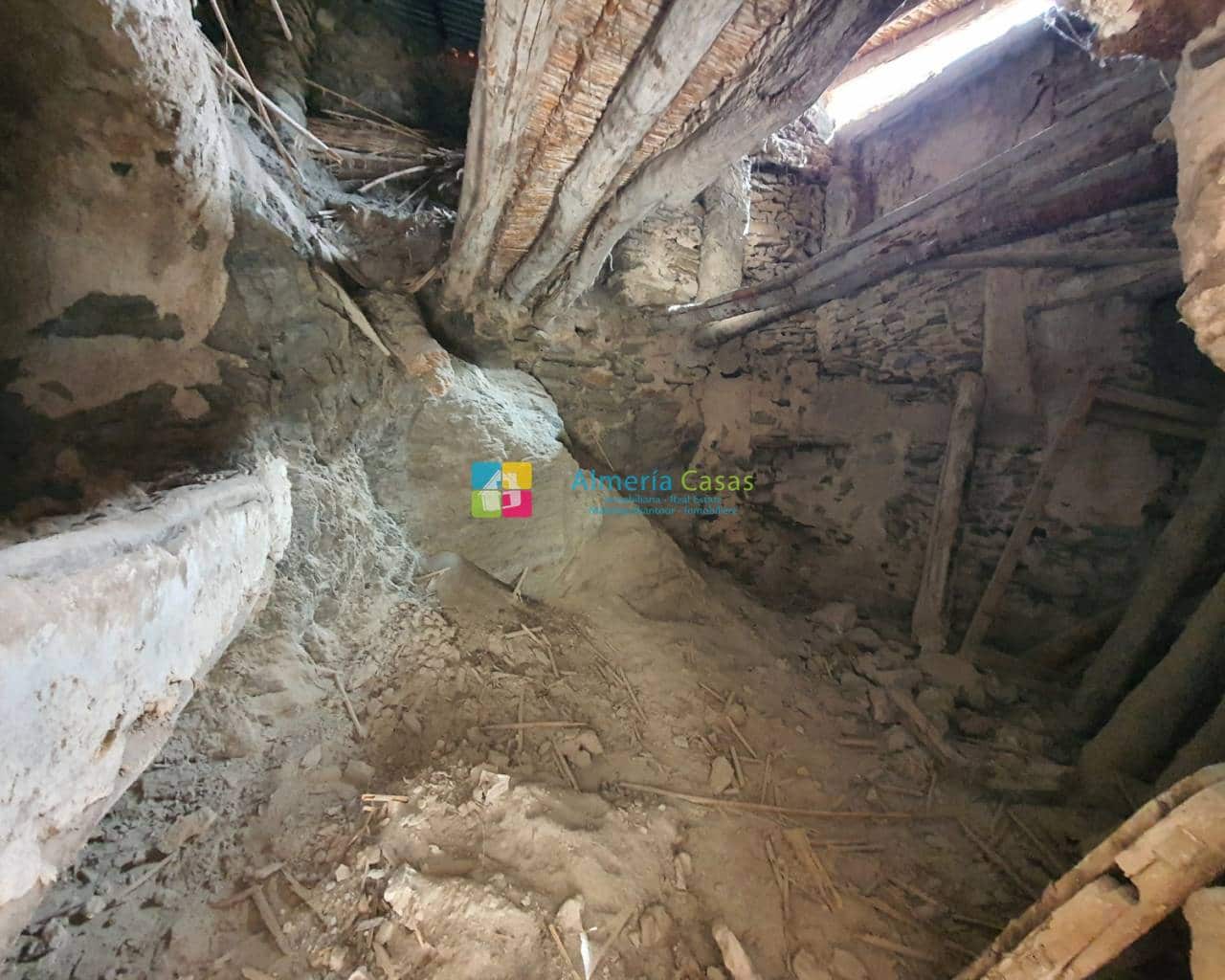 2 soveværelse Byhus til salg i Sierro - € 35.000 (Ref: 7486217)