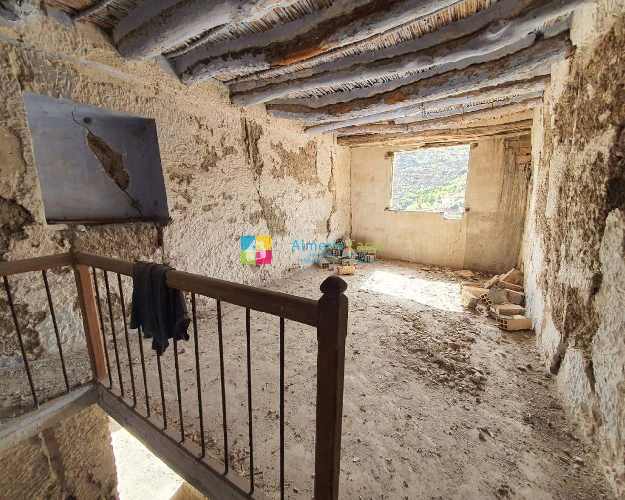 2 soveværelse Byhus til salg i Sierro - € 35.000 (Ref: 7486217)