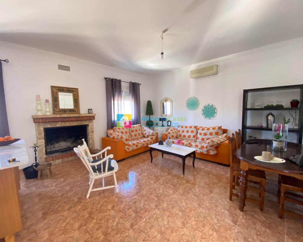 2 soveværelse Finca/Landehus til salg i Somontin med garage - € 142.000 (Ref: 7529602)