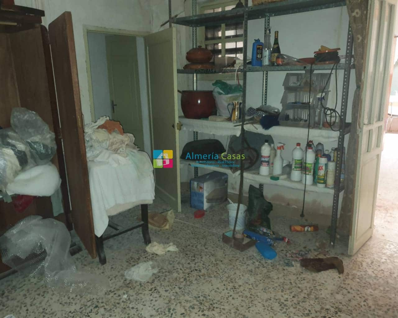 4 soveværelse Villa til salg i Purchena med swimmingpool - € 190.000 (Ref: 7541040)