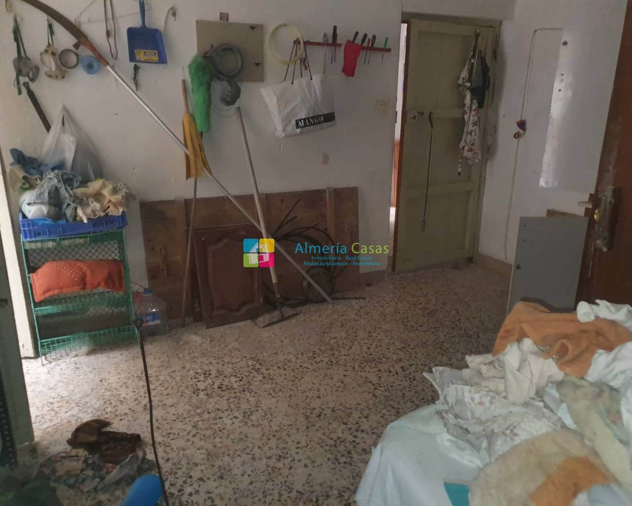 4 soveværelse Villa til salg i Purchena med swimmingpool - € 190.000 (Ref: 7541040)