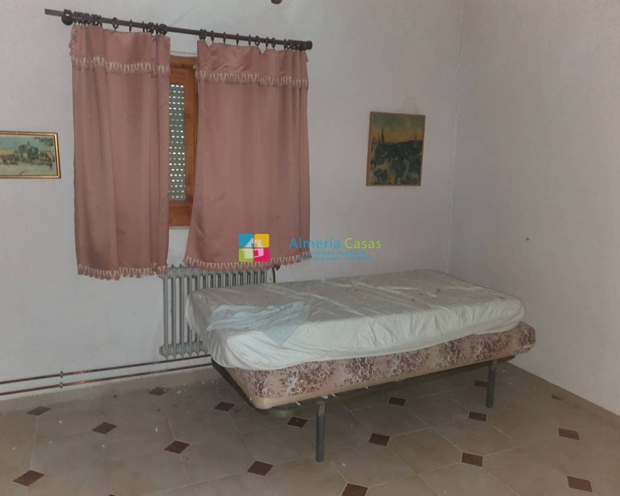 4 soveværelse Villa til salg i Purchena med swimmingpool - € 190.000 (Ref: 7541040)