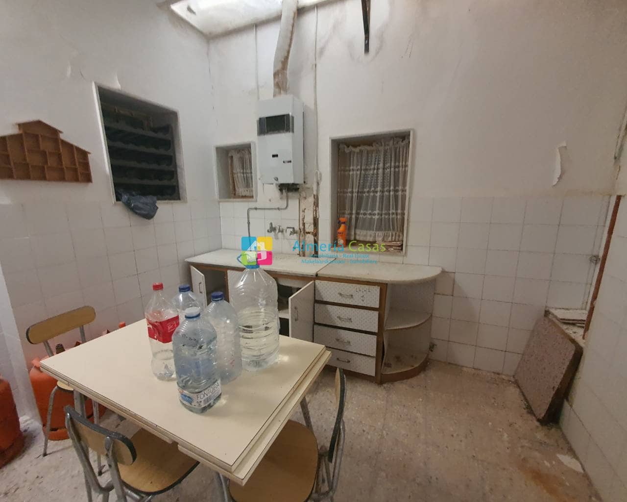 4 soveværelse Villa til salg i Purchena med swimmingpool - € 190.000 (Ref: 7541040)