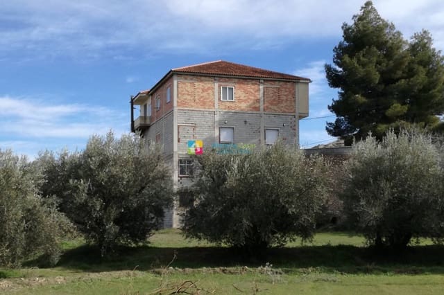 5 slaapkamer Finca/Landhuis te koop in Cúllar met garage - € 250.000 (Ref: 7656398)