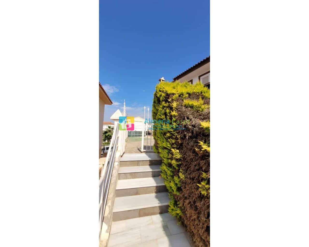 3 soverom Leilighet til salgs i San Juan de los Terreros med svømmebasseng garasje - € 180 000 (Ref: 7674132)