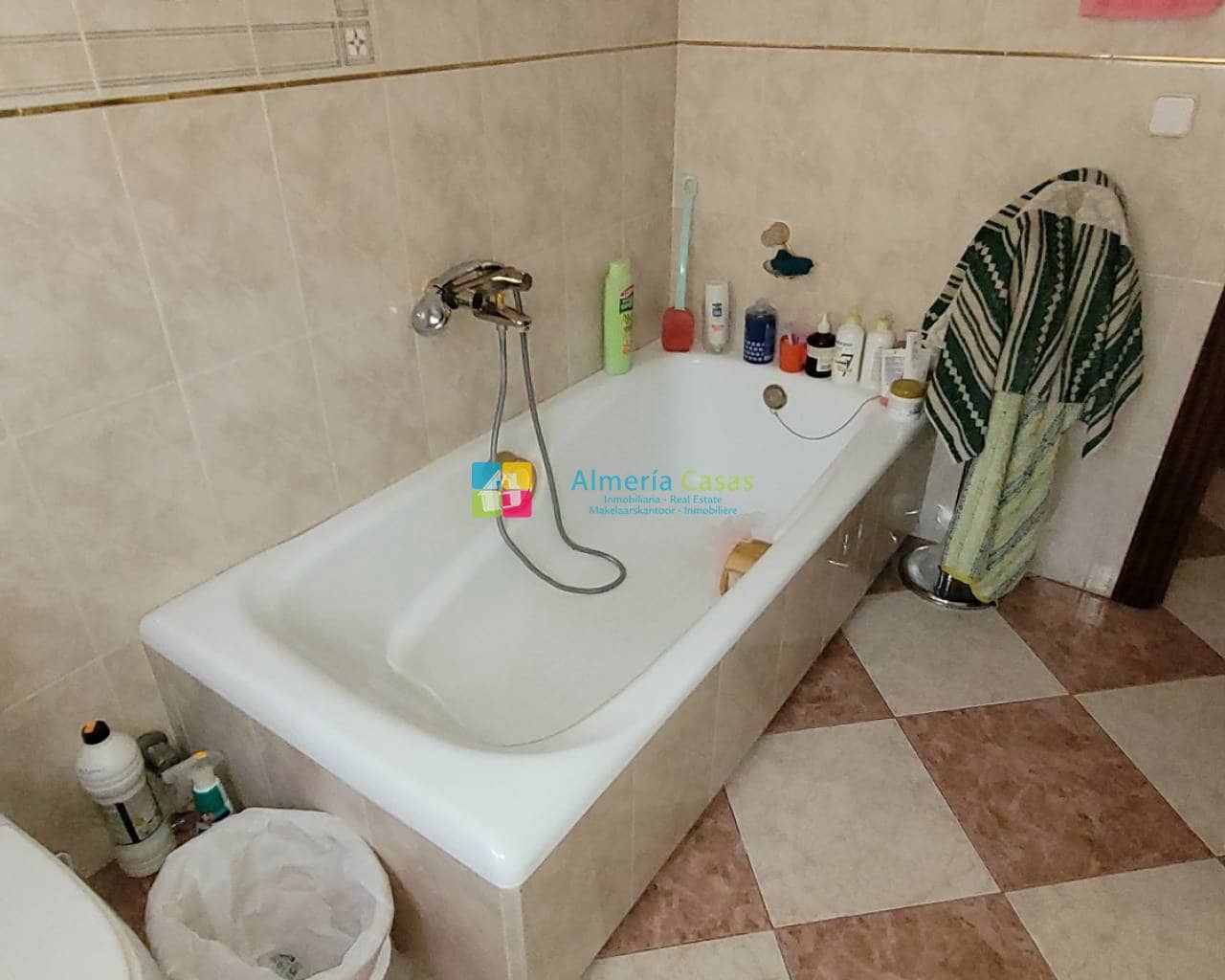 6 soveværelse Byhus til salg i Tijola - € 215.000 (Ref: 7705124)