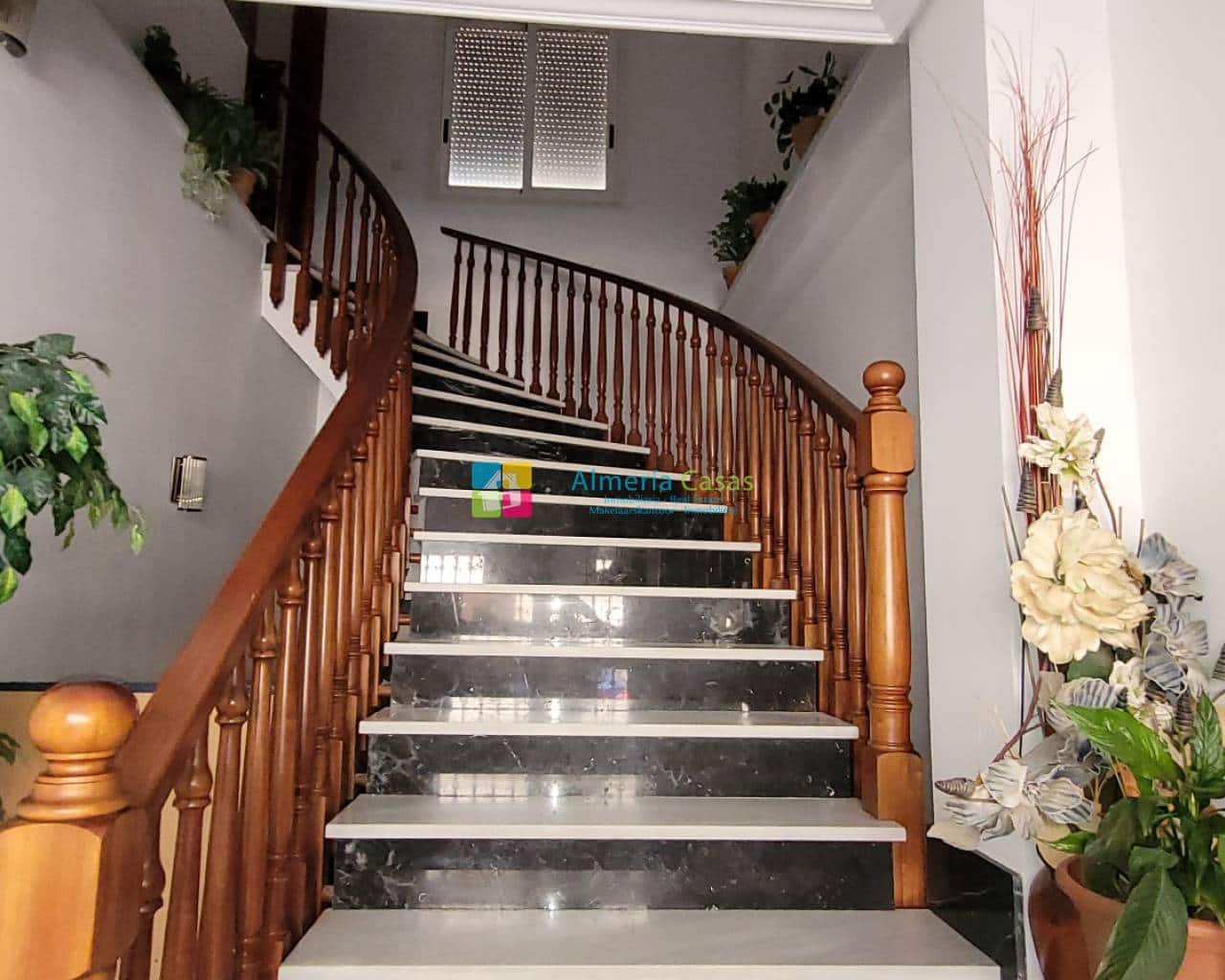 6 soveværelse Byhus til salg i Tijola - € 215.000 (Ref: 7705124)