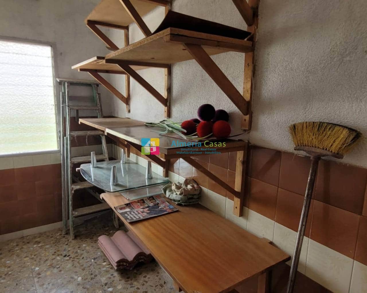 5 soveværelse Finca/Landehus til salg i Tijola med garage - € 230.000 (Ref: 7705125)