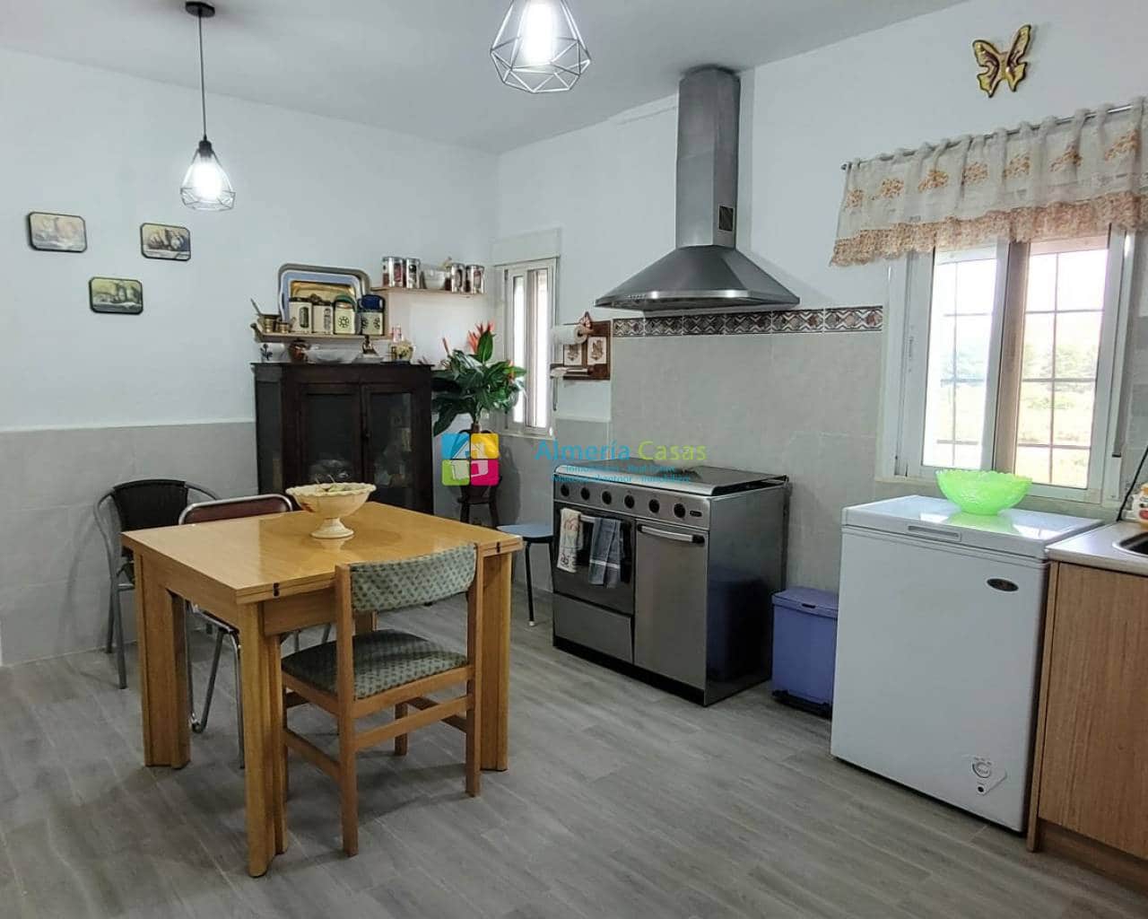 5 soveværelse Finca/Landehus til salg i Tijola med garage - € 230.000 (Ref: 7705125)