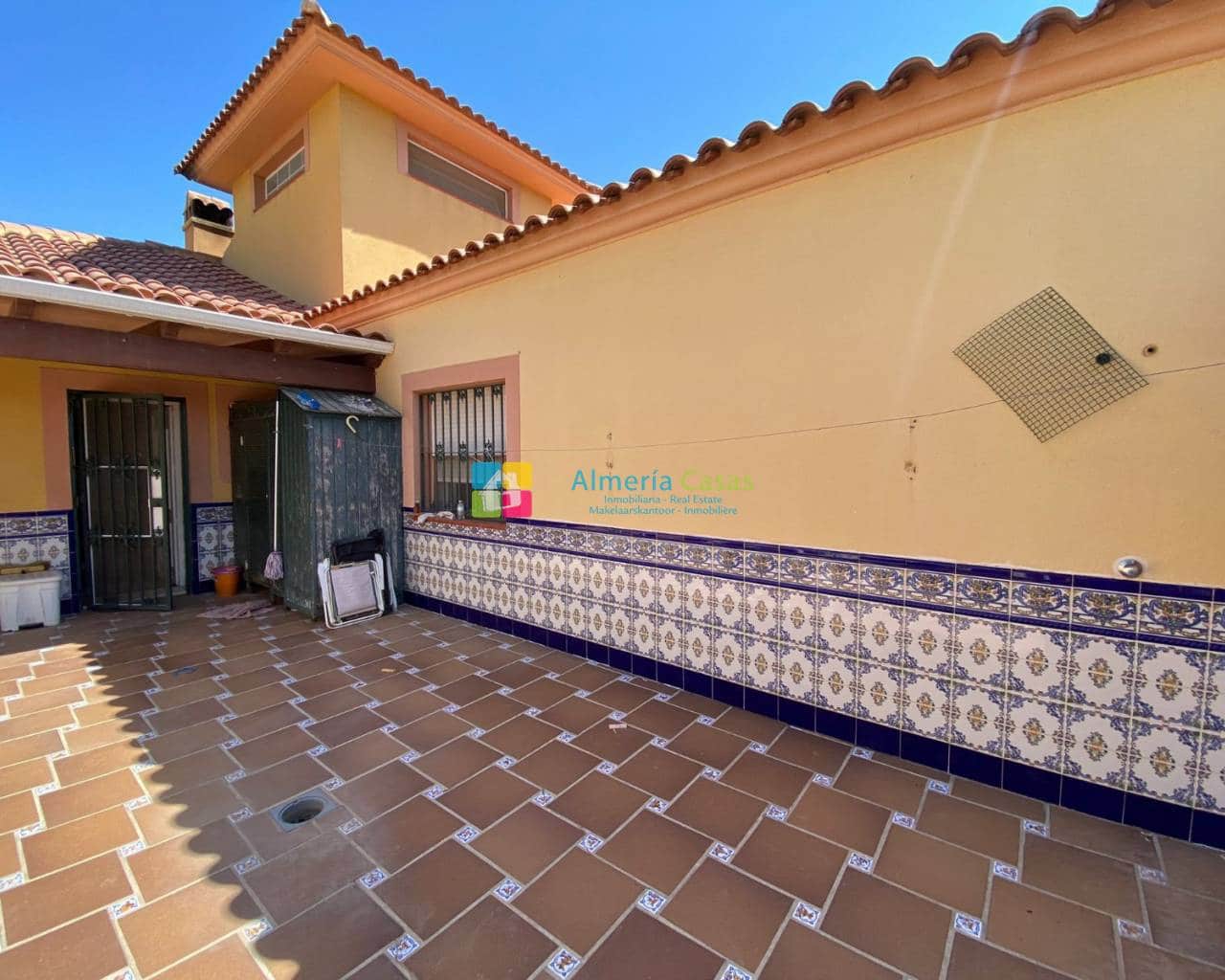 Chalet de 4 habitaciones en Cuevas del Almanzora en venta con garaje - 295.000 € (Ref: 7724389)