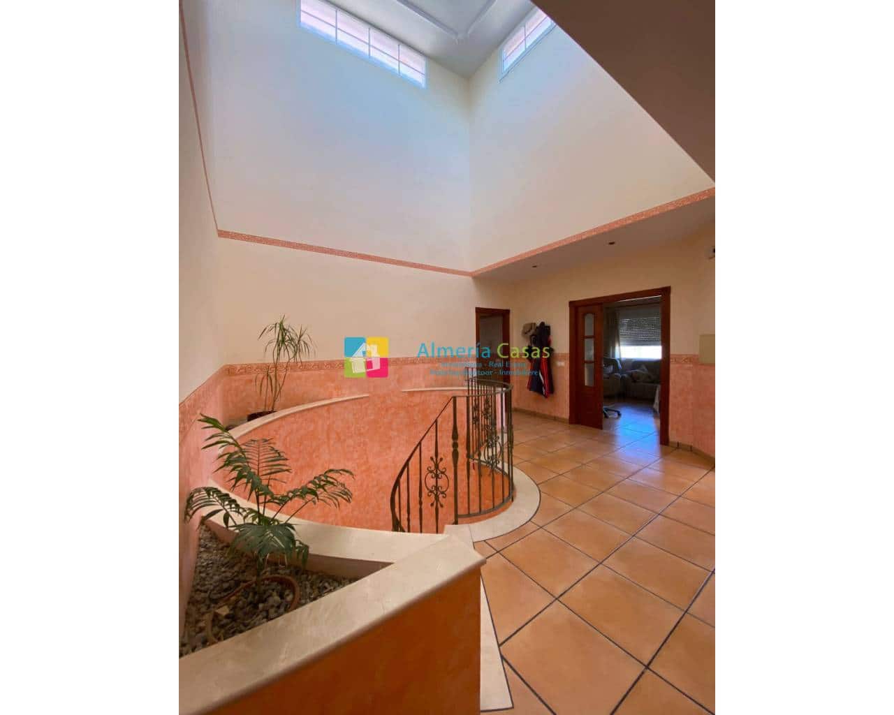 Chalet de 4 habitaciones en Cuevas del Almanzora en venta con garaje - 295.000 € (Ref: 7724389)