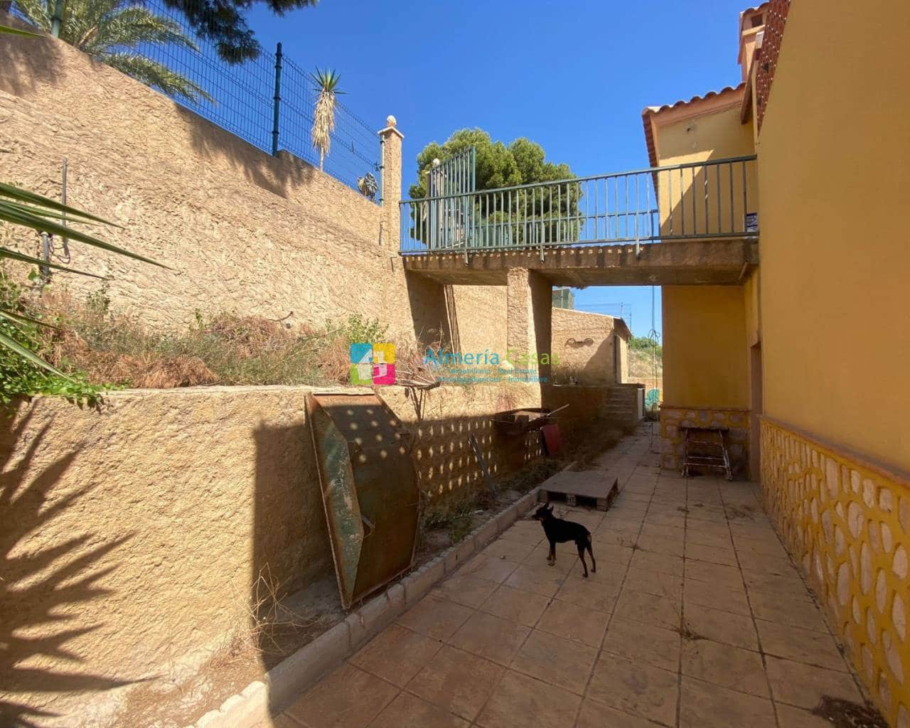 Chalet de 4 habitaciones en Cuevas del Almanzora en venta con garaje - 295.000 € (Ref: 7724389)