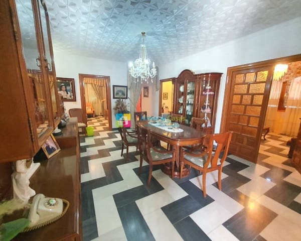 4 soverom Hus til salgs i Almanzora, Cantoria - € 380 000 (Ref: 7807950)