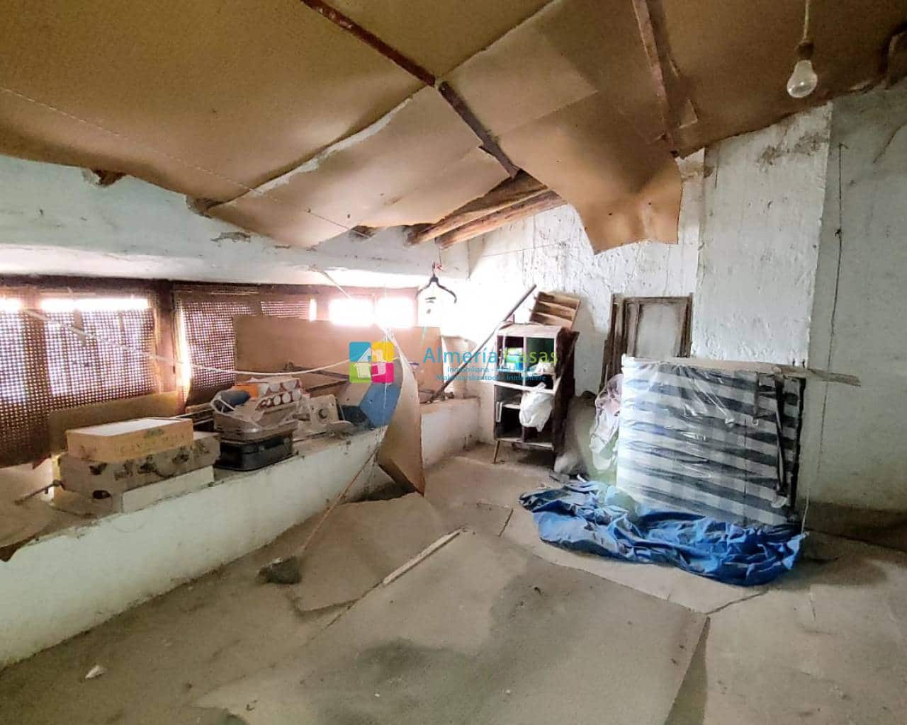 6 soveværelse Byhus til salg i Cullar - € 89.500 (Ref: 7858224)