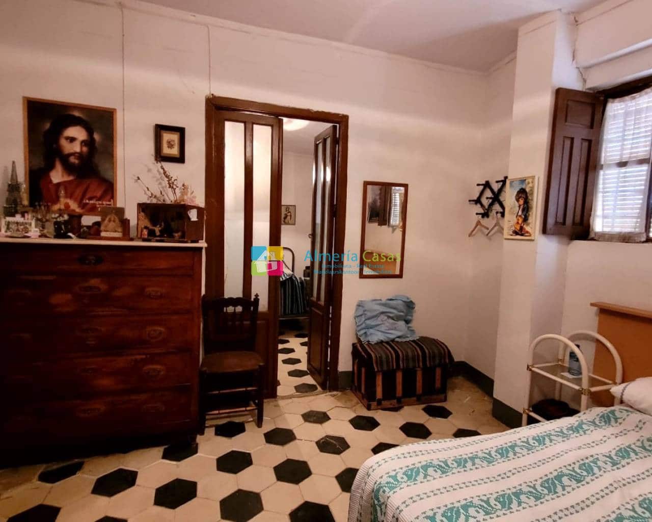 6 soveværelse Byhus til salg i Cullar - € 89.500 (Ref: 7858224)