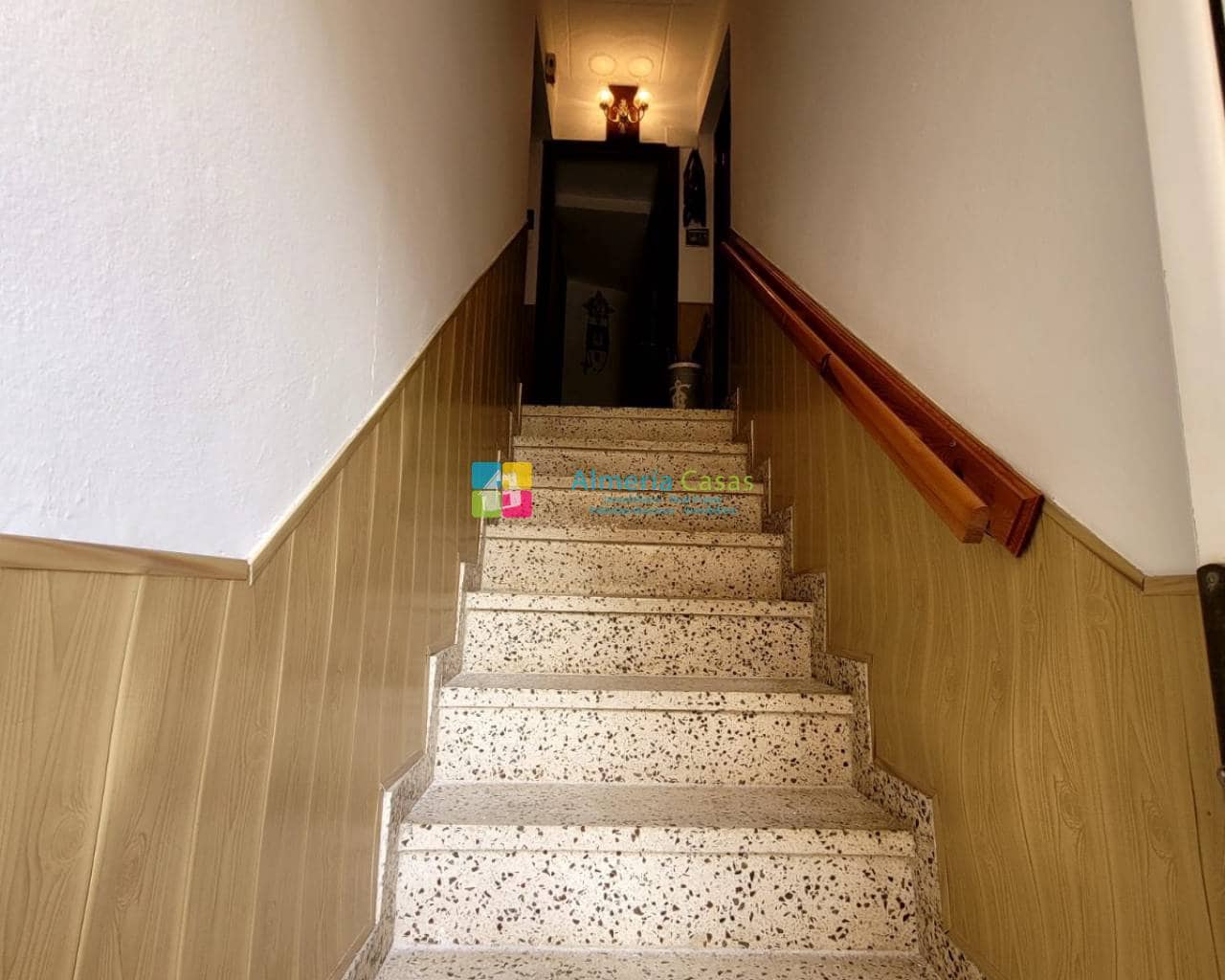 6 soveværelse Byhus til salg i Cullar - € 89.500 (Ref: 7858224)