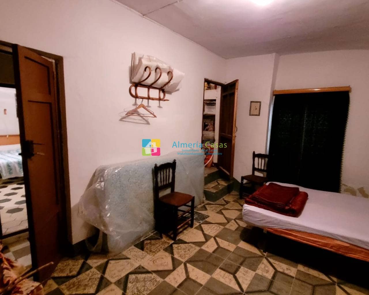 6 soveværelse Byhus til salg i Cullar - € 89.500 (Ref: 7858224)