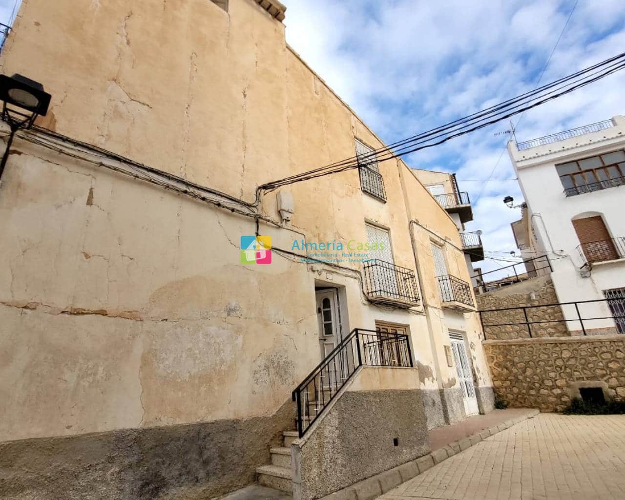 6 soveværelse Byhus til salg i Cullar - € 89.500 (Ref: 7858224)