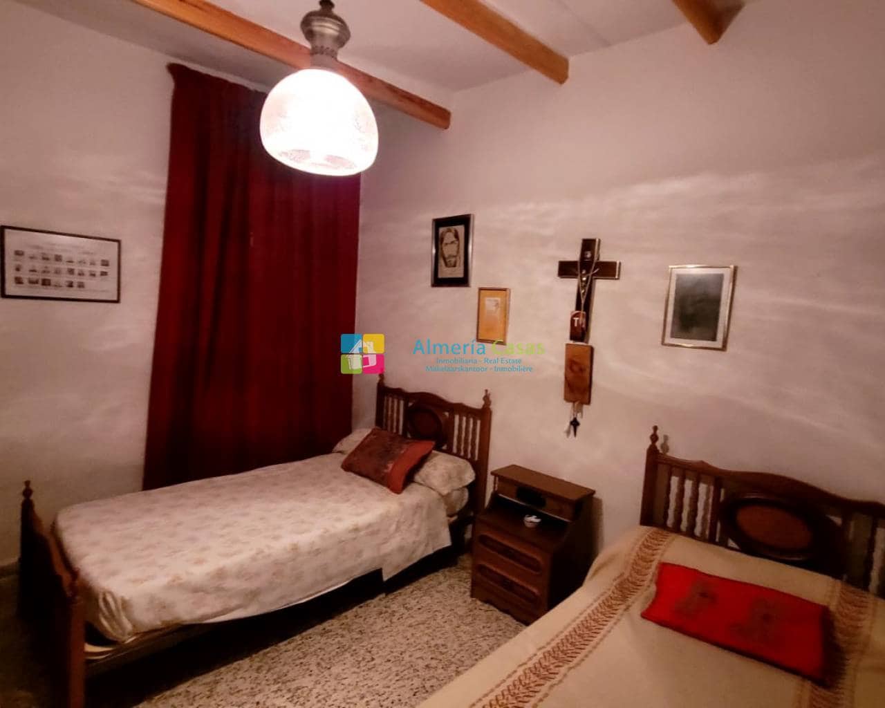 6 soveværelse Byhus til salg i Cullar - € 89.500 (Ref: 7858224)