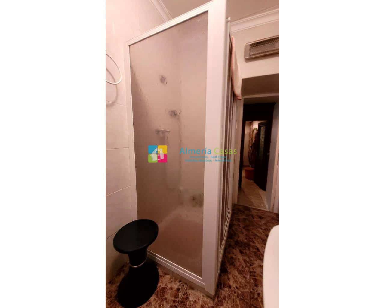 6 soveværelse Byhus til salg i Cullar - € 89.500 (Ref: 7858224)