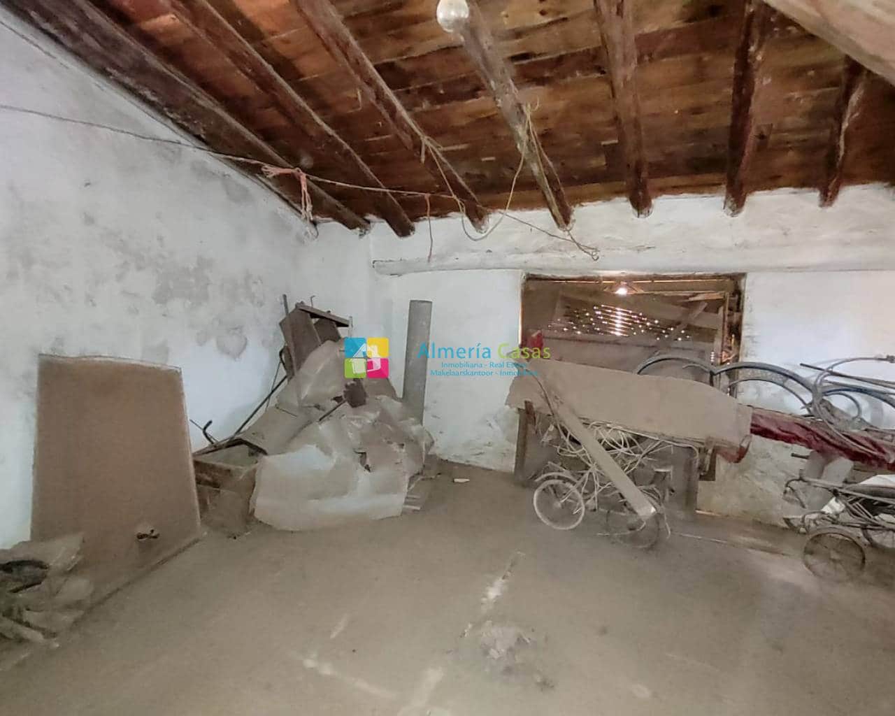 6 soveværelse Byhus til salg i Cullar - € 89.500 (Ref: 7858224)