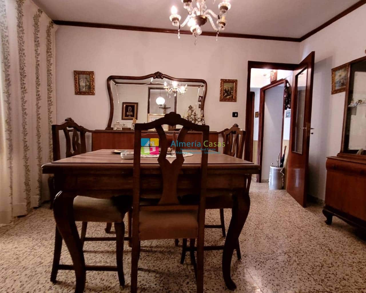 6 soveværelse Byhus til salg i Cullar - € 89.500 (Ref: 7858224)