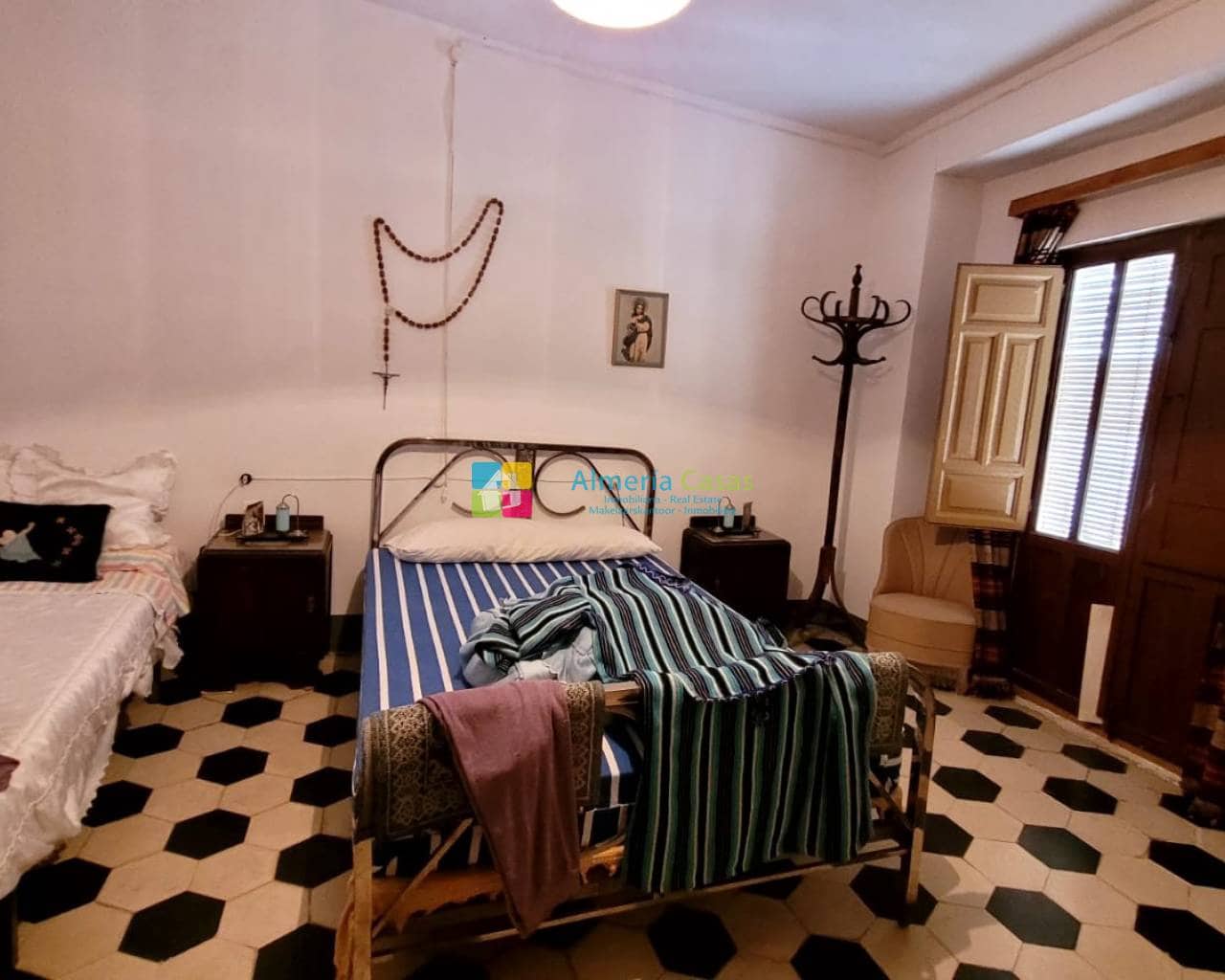 6 soveværelse Byhus til salg i Cullar - € 89.500 (Ref: 7858224)